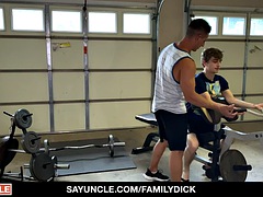 Blonde, Sucer une bite, Mignonne, Homosexuelle, Gym, Muscle