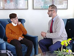 Hot and busty foster mom Dee Williams wants to get pregnant