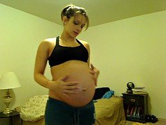 Pregnnt Tori Taylor Blue Shorts