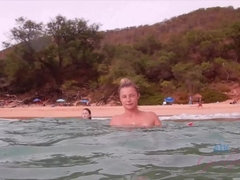 Plage, Doigter, Petite amie, Masturbation, De plein air, Pov, Public, Fumer