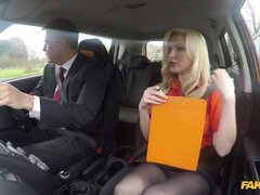 Blondine, Blasen, Britisch, Auto, Riesig, Milf, Muschi, Ehefrau