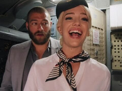 Большая жопа, Большой член, Большие сиськи, Блондинки, Собачьи, Короткая стрижка, Тощие, Стюардесса