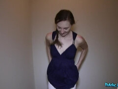 Amateur, Mamada, Corridas faciales, Dinero, Al aire libre, Pov, Público, Ruso