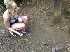 Amateur, Playa, Rubia, Coche, Afeitado, Flaco, Falda, Tetas
