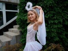 Жопа, Большая жопа, Большой член, Блондинки, Сперма во рту, Ласковые ручки, Чулки, Молоденькие