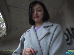 素人, お尻, フェラチオ, 茶髪の, ヨーロピアン, ピアス, 公共, オッパイの