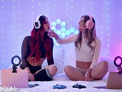 Lamer culo, Rubia, Consolador, Besar, Lesbiana, Lamidas, Masturbación, Pelirrojo