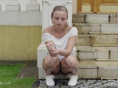 Cul, Blonde, Sucer une bite, Mignonne, Nue à poil, De plein air, Chaussures, Nénés