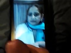 Pakistani aunty cummed on