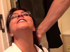 Verga grande, Mamada, Amarrada, Británico, Semen en la boca, Corridas faciales, Fetiche, Hd