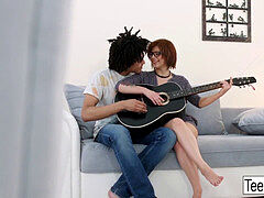 Brunette brune, Éjaculation interne, Mignonne, Adolescente