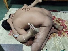 18 años, Tía, Bisexual, Universidad, Indio, Besar, Orgasmo, Adolescente