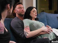 69, デカパイ, 茶髪の, チン, 顔面騎乗, 指いじり, ハードコア, キス