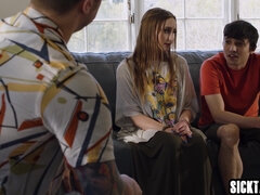 Gros cul, Grosse bite, Groupe, Hard, Actrice du porno, Adolescente, Plan cul à trois, Nénés