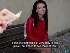 Sucer une bite, Brunette brune, En levrette, Masturbation, De plein air, Maigrichonne, Sperme, Adolescente
