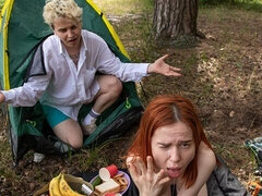 18 ans, Gros seins, Sucer une bite, Queue, En levrette, De plein air, Pov, Rousse roux