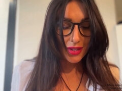 Amateur, Grosse bite, Brunette brune, Tir de sperme, Faciale, Lunettes, Russe, Secrétaire