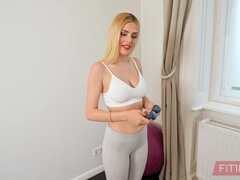 Leie, Grosse titten, Vollbusig, Hardcore, Latina, Zierlich, Pov, Spanisch