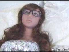 Bizarro, Muñeca, Pies, Masturbacion con pies, Novia, Casero, Pequeña, Spandex