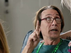 Большая жопа, Блондинки, Брюнетки, Большие дырки, Соски, Трусики, От первого лица, Жесткий секс