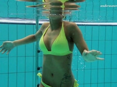 茶髪の, ドレス, 足, プール, ロシア人, 剃毛, 一人, 濡れ