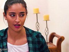 Brunette brune, Hd, Embrassement, Lesbienne, Léchez, Chatte, Rasée, Adolescente