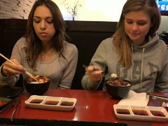 Mamada, Corrida, Masturbacion con pies, Masaje, Pequeña, Perforación, Durmiendo, Tetas