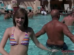 18 años, Mamada, Morena, Corridas, Corridas faciales, Pov, Tragarse, Adolescente