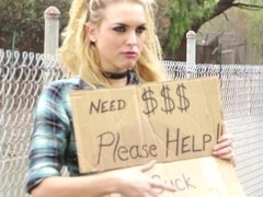 Lieveling, Blond, Pijpbeurt, Lul, Hondjeshouding, Moeder, Geld, Natuurlijke tieten