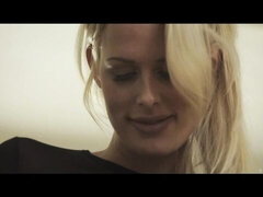 Geweldig, Kont, Pijpbeurt, Rondborstig, Hondjeshouding, Strippen, Tiener, Tieten likken