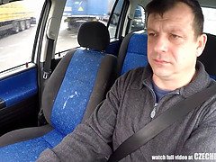 ビッチ, フェラチオ, 車, イく瞬間, チェコ, Hd, お金, 叫ぶ