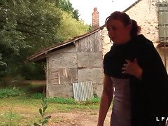 Leie, Geile alte tussi, Behaart, Hardcore, Mann mann frau, Im freien, Pissen, Flotter dreier