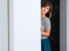 Cul, Brunette brune, Masturbation, Seins naturels, Cheveux courts, Solo, Jarretelles, Nénés