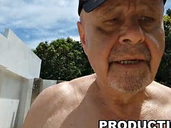 Grosse bite, Gros seins, Béant, Hard, Mature, Nudiste, Fête, Nénés