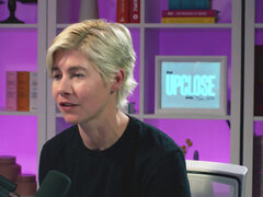 Cute brunette gets naked and masturbates at the casting