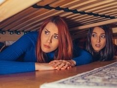 Жопа, Минет, Брюнетки, Застукали, Собачьи, Две девушки, Молоденькие, Втроем