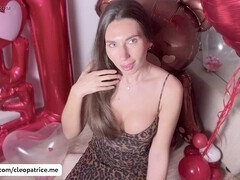 Spunky brunette Cleo Patrice gives fast and aggressive mic pumping handjob that will make you cum