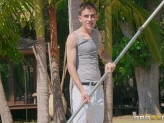 Bikini, Tromperie, Couple, Faciale, Talons, Masturbation, Huilée, Épouse