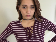 Chambre à dormir, Éjaculation interne, Gode, Faciale, Fille latino, Seins naturels, Chatte, Adolescente