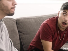 Tussi, Blasen, Braunhaarige, Kehlenfick, Natürlichen titten, Muschi, Realität, Titten