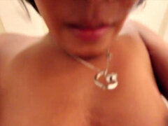 18 jaar, Filippijnse vrouw, Handbeurt, Klein, Gezichtspunt, Kut duiken, Tiener, Tieten likken