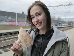 Culo, Morena, Autobús, Estilo perrito, Al aire libre, Pov, Adolescente, Tren