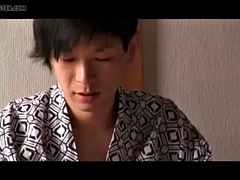 Asiatique, Japonaise, Mature, Mère que j'aimerais baiser, Sauna, Fils, Belle mère