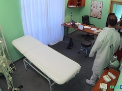 Любители, Жопа, Чешки, Доктор, Секс без цензуры, Лизание, Молоденькие, Униформа