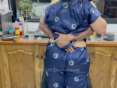 Culo grande, Pareja, Ama de casa, Indio, Cocina, Madres para coger, Mamá, Madrastra