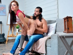 Blasen, Braunhaarige, Hundestellung, Handjob, Jeans, Küssen, Lingerie, Nippel