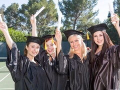 Chambre à dormir, Gros cul, Embrassement, Lesbienne, Léchez, Dénudage, Adolescente, Nénés