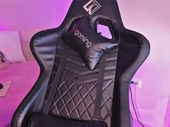 Enthousiasteling, Grote kont, Grote mammen, Seksspeelgoed, Tieten likken