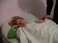 Grote lul, Kreng, Blond, Pijpbeurt, Sperma shot, Fetisj, Vingeren, Handbeurt