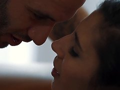 Culo grande, Mamada, Morena, Corridas, Músculo, Tetas naturales, Coño, Gritar